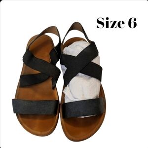Black Sandals size 6
